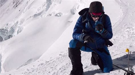 Kilian Jornet Summits Everest in 26 Hours - YouTube