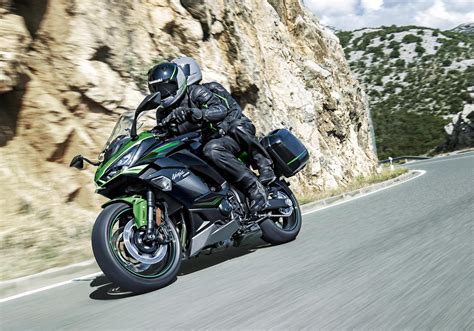 Ninja 1000SX MY 2023 - Kawasaki Česká Republika