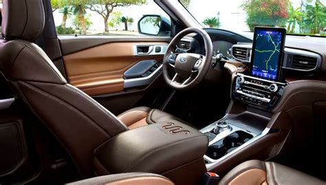 2024 Ford Explorer Platinum Interior - Aili Zsazsa