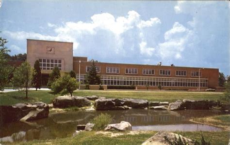 Morris Library, Southern Illinois University Carbondale, IL