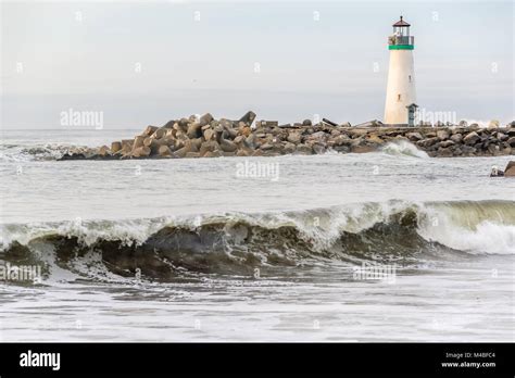 Santa Cruz Breakwater Light (Walton Lighthouse Stock Photo - Alamy