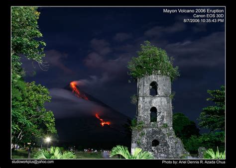 Mayon Eruption @ Cagsawa Ruins - Journalism - Photo.net