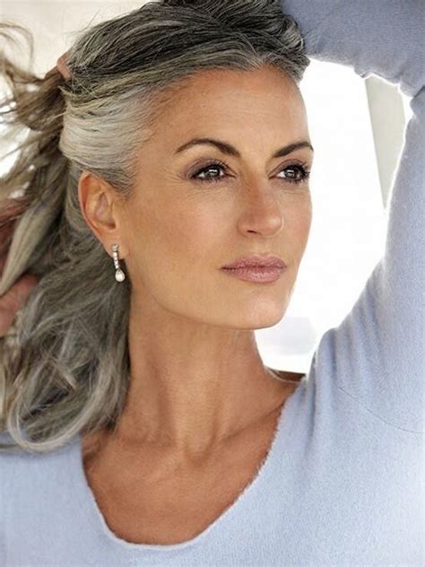 21 Impressive Gray Hairstyles For Women - Feed Inspiration