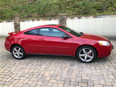 Mild Understeer: 2006 Pontiac G6 GXP Coupe - DailyTurismo