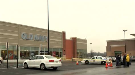 Man shot at Owings Mills shopping center