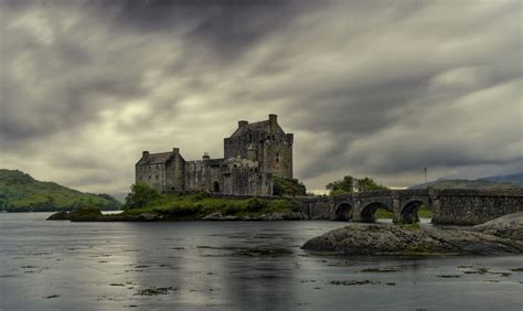 Dornie Castle - Scotland by MarkEvans11 #ErnstStrasser #Schottland #Scotland | Scotland castles ...