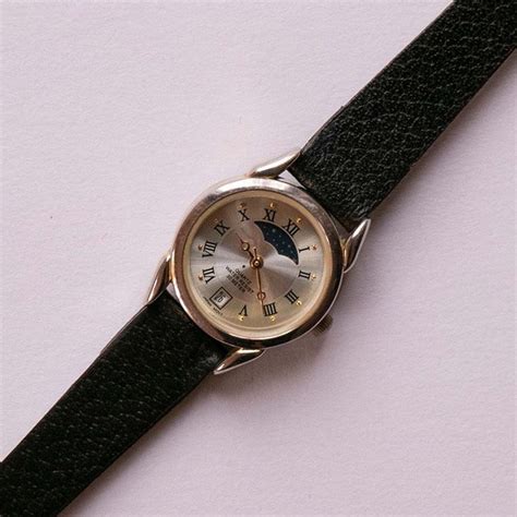 Classic Vintage Moonphase Watch | Silver-tone Ladies Quartz Wristwatch ...