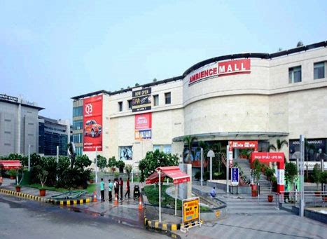 Vasant Kunj Shopping Market Delhi | Shopping Places in Delhi