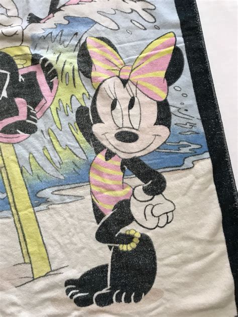 Vintage Mickey and Minnie Mouse Beach Bath Towel 80s Retro - Etsy