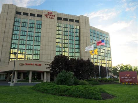 Crowne Plaza Philadelphia-Cherry Hill - 62 Photos & 132 Reviews - Hotels - 2349 Marlton Pike W ...