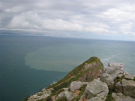 Gulf of Alaska. Two Oceans meet, but don't mix! : r/woahdude