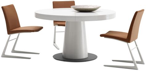 BoConcept | Tables de repas extensibles Pedestal Dining Table, Dining Table Design, Extendable ...