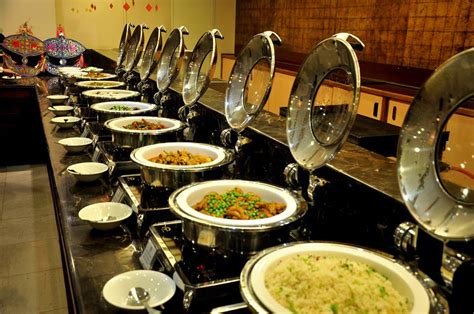 Christmas Dinner Buffet at Spices Restaurant | Restaurants in Sri Lanka