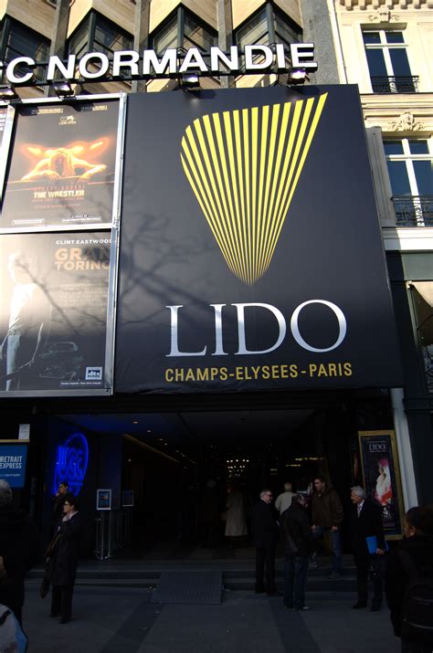 File:Le Lido.jpg - Wikimedia Commons