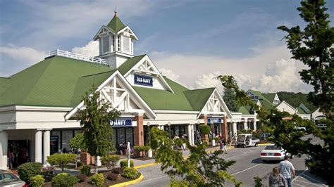 Explore Tanger Outlet Mall - Pigeon Forge's Premier Shopping Destination