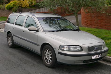 2002 Volvo V70 Wagon