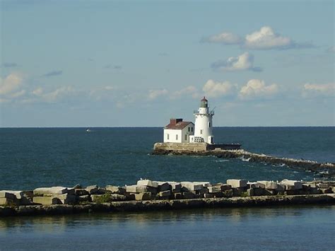 Lake Erie: Lighthouses On Lake Erie