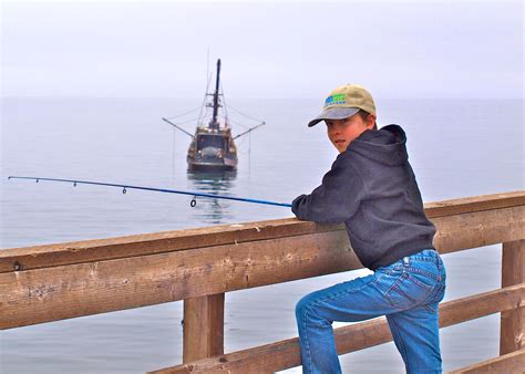 Avila Beach Pier Fishing - FISHING ROT