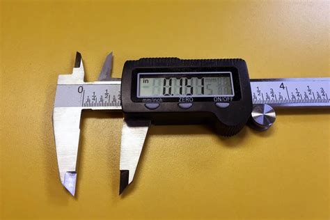 How to use Digital Calipers (The Right Way) - The Geek Pub