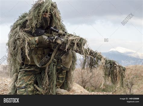 Ghillie Suit Sniper Image & Photo (Free Trial) | Bigstock