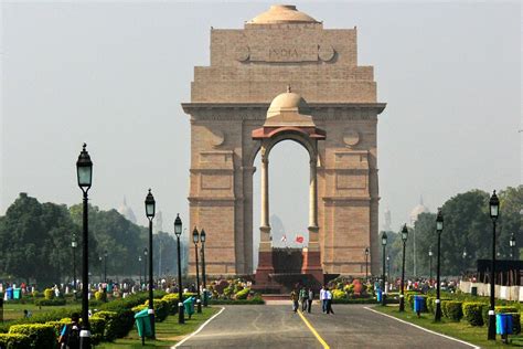 10 must see monuments in Delhi