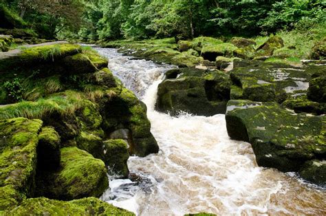 England's Killer Creek - The Most Dangerous Stretch of Water in the World