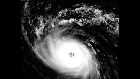 Hurricane Isabel GOES-12 satellite loop (Rapid Scan) - YouTube