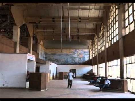 Incredible pictures of Mobutu Palace in ruins - YouTube