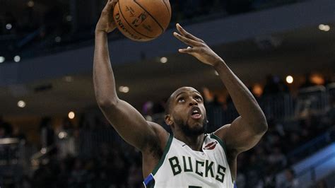 Khris Middleton Stats : Khris Middleton Free Agency Buzz / James ...