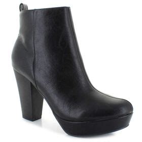 Women's Boots | Shop Now at SHOE SHOW MEGA