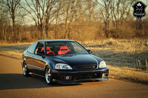 Slammedenuff?: Ben Frost's EM1 Civic SI