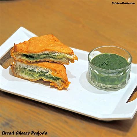 Bread Cheese Pakoda Recipe. | Vegetarian Recipes