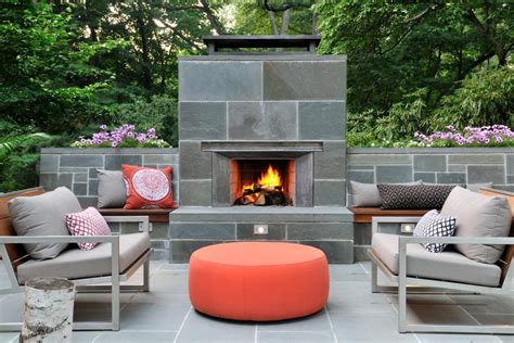 Pictures of Outdoor Fireplaces | HGTV