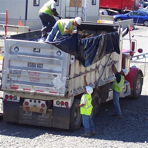 Railcar & Dump Truck Bed Liners | IWT Cargo-Guard