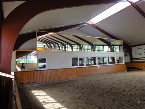 Riding arena mirrors | High-quality, break-resistant custom-made