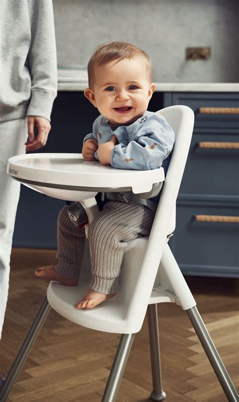 Comfy high chair with safe design – | BABYBJÖRN