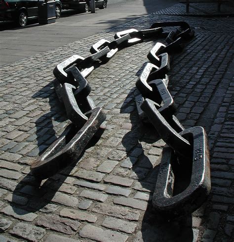 big chain | A huge ship's anchor chain outside the royal nav… | Flickr