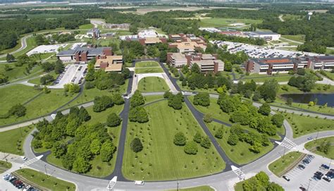 Southern Illinois University-Edwardsville (SIUE) Introduction and ...