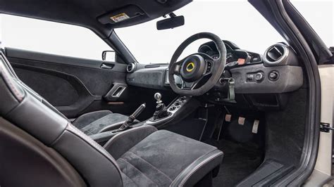 Lotus Evora Interior Layout & Technology | Top Gear