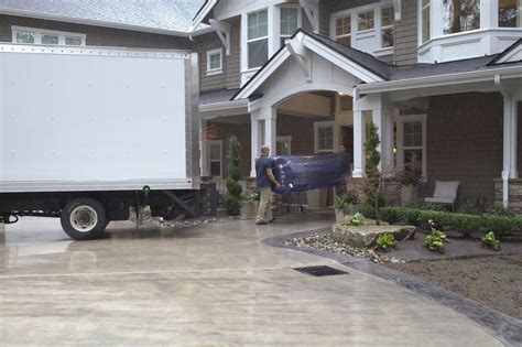 Furniture Movers | Movable - Your Professional Movers for Furniture in Greater Seattle Area