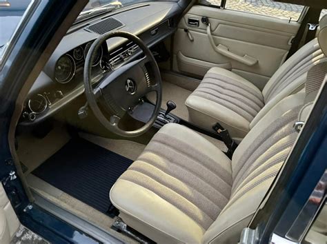 This 50-Year-Old Mercedes W114 Comes From A Time When Cars Were ...