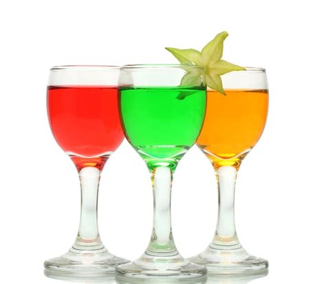 Premium Photo | Alcoholic cocktails isolated on white