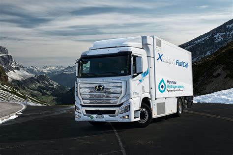 Hyundai Xcient Debuts As The World's First Mass-Produced Fuel Cell Electric Heavy-Duty Truck ...