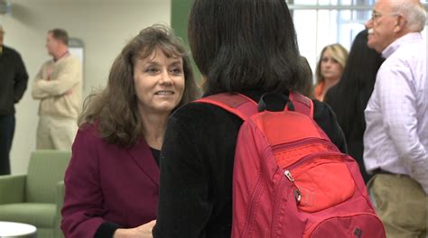 Jackson State Community College officially welcomes new president - WBBJ TV