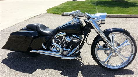 2007 Harley-Davidson® FLHRS Road King® Custom for Sale in Swartz creek, MI (Item 470921)