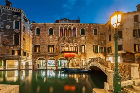 Beautiful traditional hotel in the perfect location - Review of Hotel Antico Doge, Venice, Italy ...