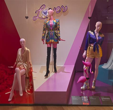 An Exhibition of Taylor Swift’s Stuff Has Just Opened at the Museum of ...