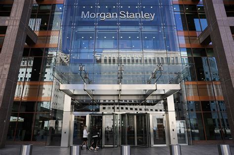 Morgan Stanley Starts Search for a New London Headquarters - Bloomberg