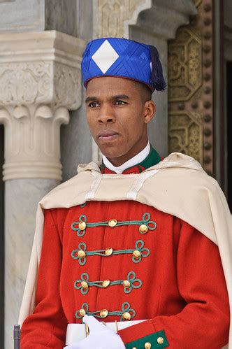 Royal Moroccan Guard | One of the Royal Moroccan Guards, for… | Flickr