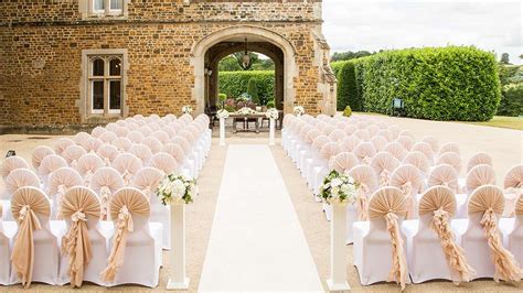 Northamptonshire Wedding Venues | Fawsley Hall | Hand Picked Hotels